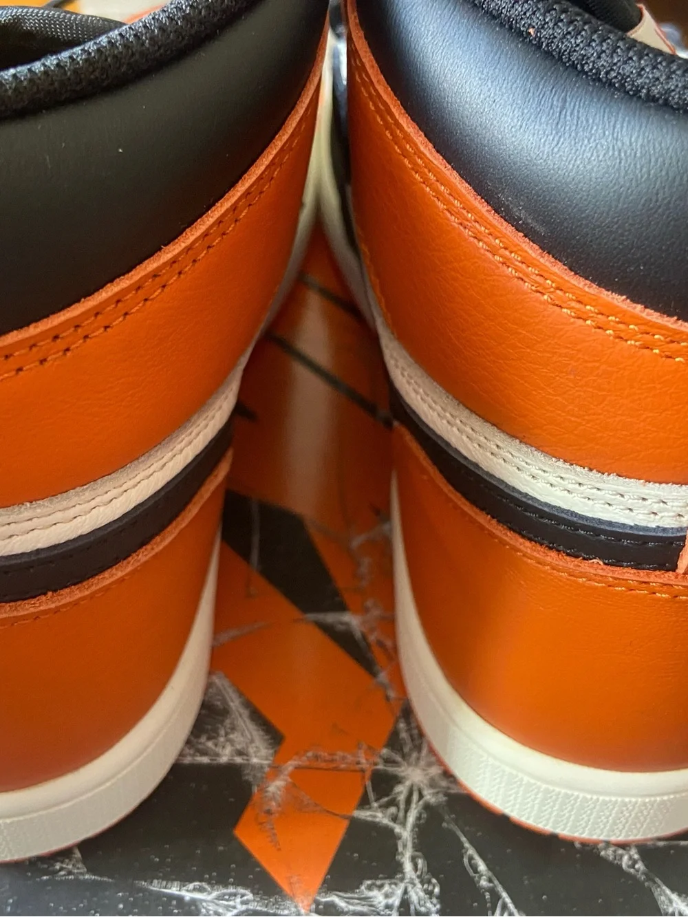 Jordan bold orange